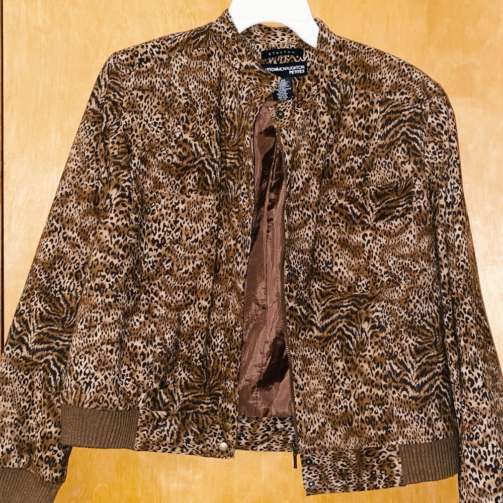 Bomber jacket